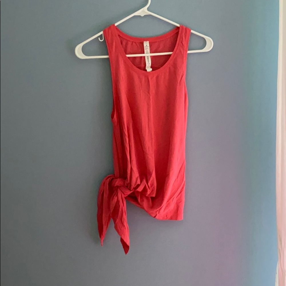 lululemon coral tank top toe side size 2